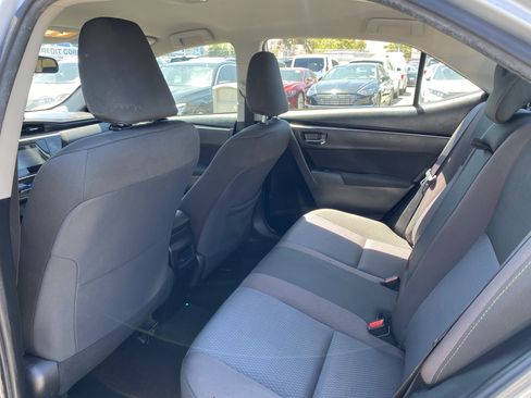 Used 2018 Toyota Corolla LE image 14