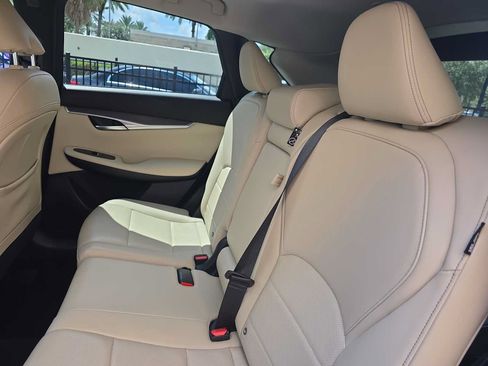 Used 2022 INFINITI QX50 Luxe FWD image 11