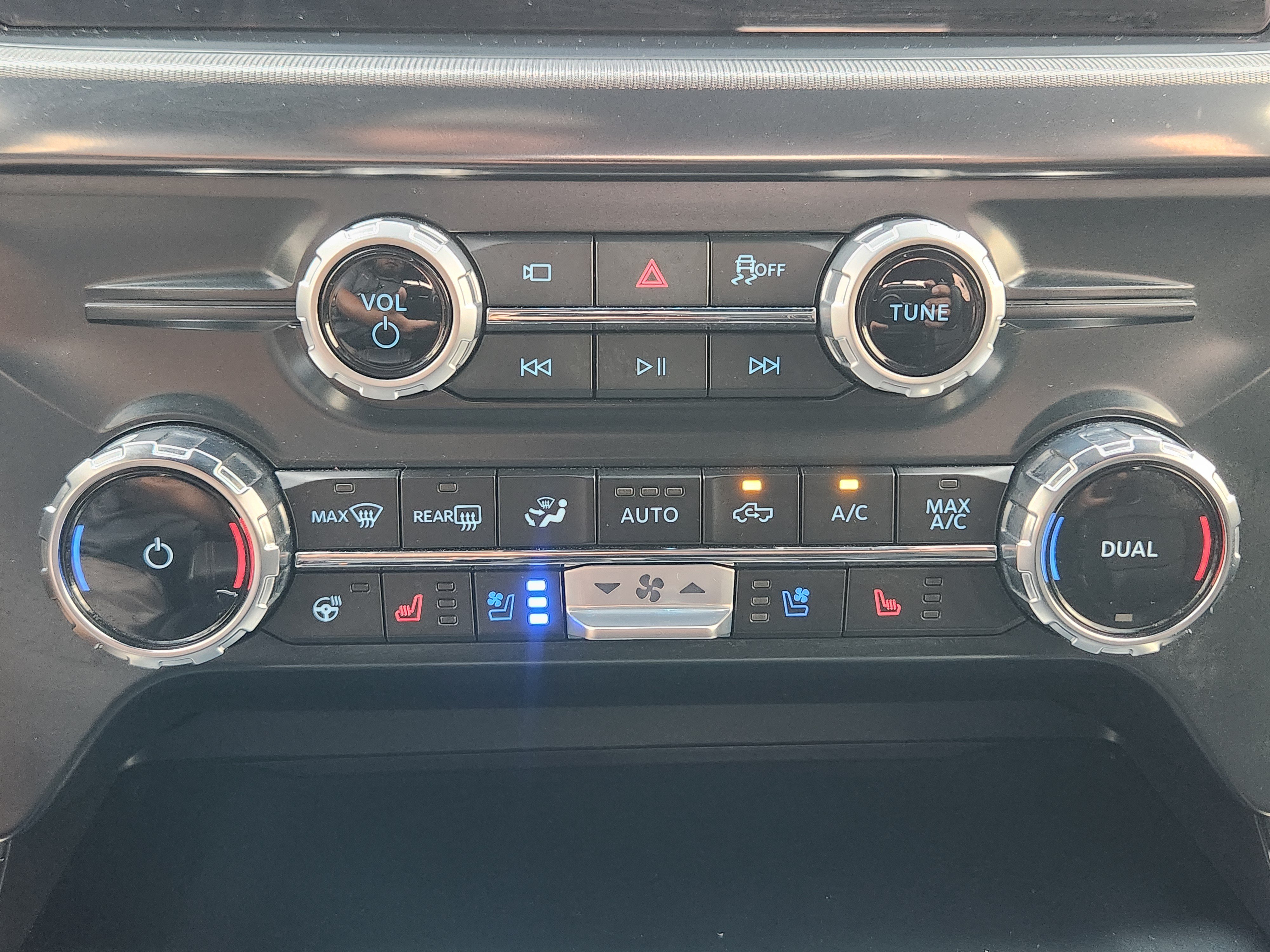 Used 2025 Ford F150 Raptor AWD/4WD image 14