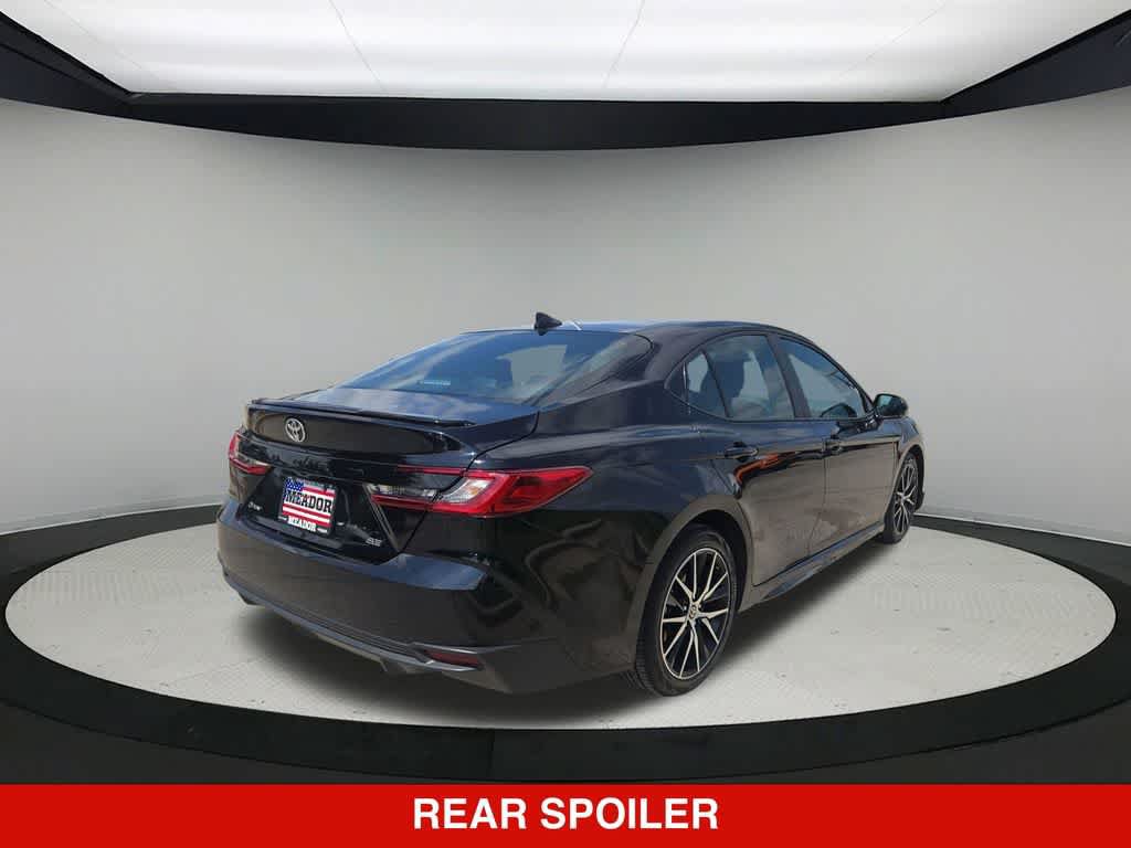 Used 2025 Toyota Camry SE FWD image 7