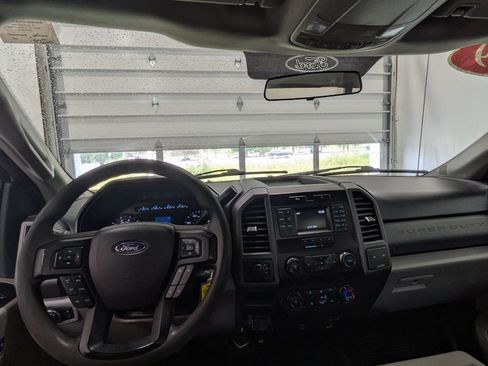 Used 2019 Ford F250 XL w/ STX Appearance Package AWD/4WD image 7