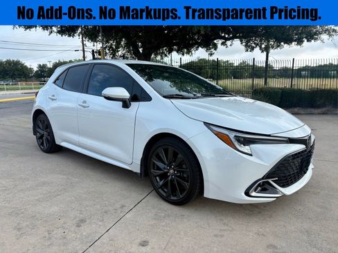 Used 2024 Toyota Corolla XSE FWD image 1
