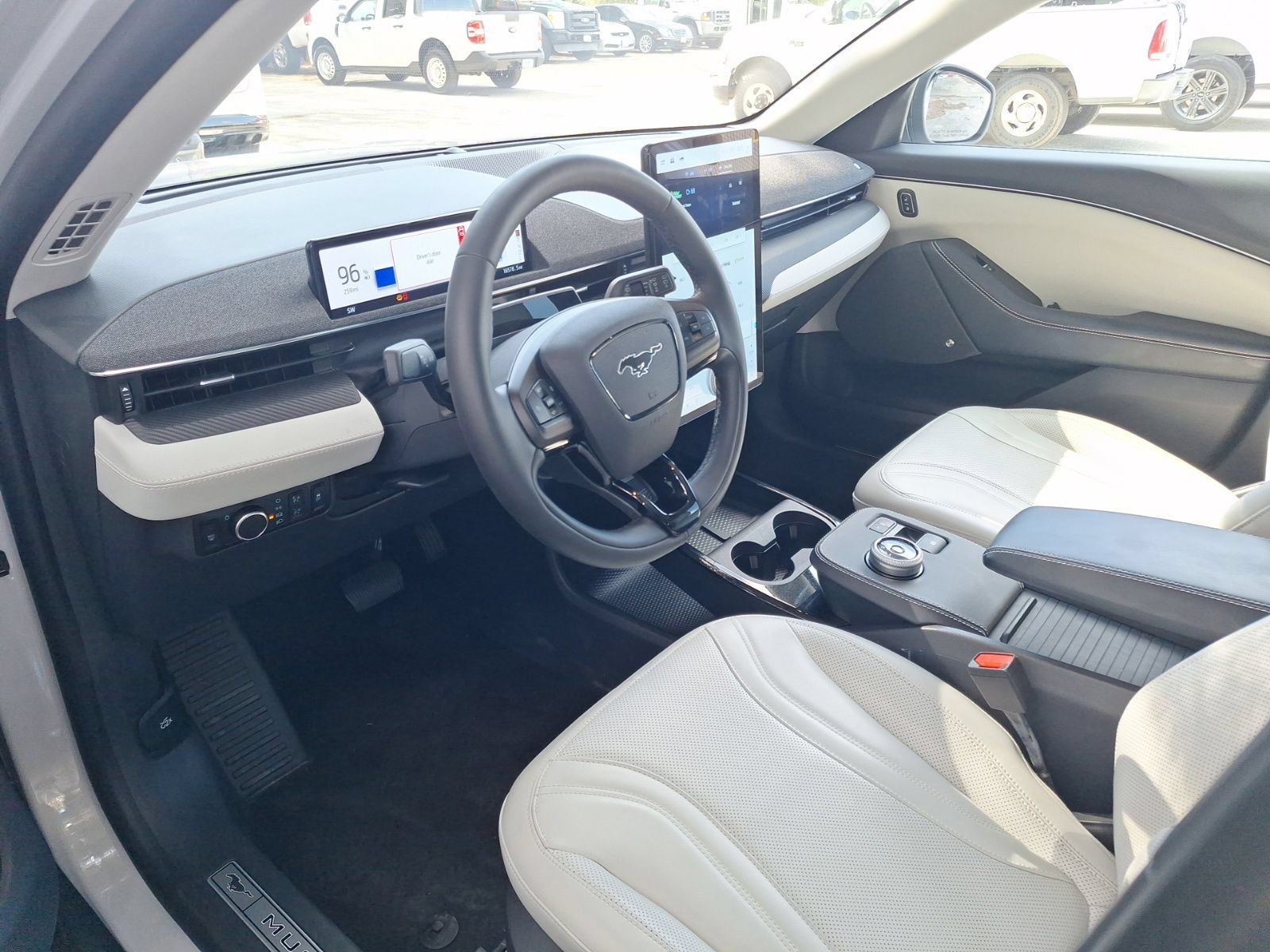 Used 2023 Ford Mustang Mach-E Premium AWD/4WD image 9