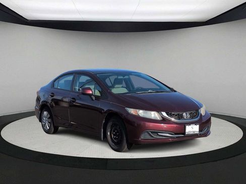 Used 2013 Honda Civic LX image 2