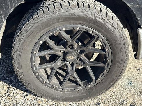 Used 2015 Ford F150 XLT w/ Equipment Group 301A Mid image 3