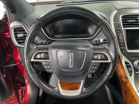 Used 2019 Lincoln Nautilus Reserve w/ Driver Assistance Package AWD/4WD image 15