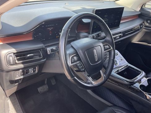 Used 2022 Lincoln Nautilus Reserve w/ Equipment Group 201A FWD image 17