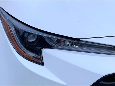 Used 2024 Toyota Corolla LE FWD image 24