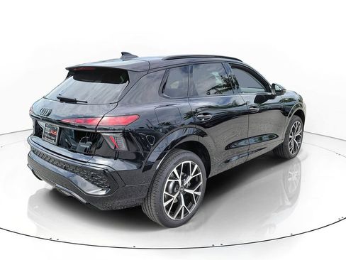 New 2026 Audi Q3 quattro 2.0T AWD/4WD image 4