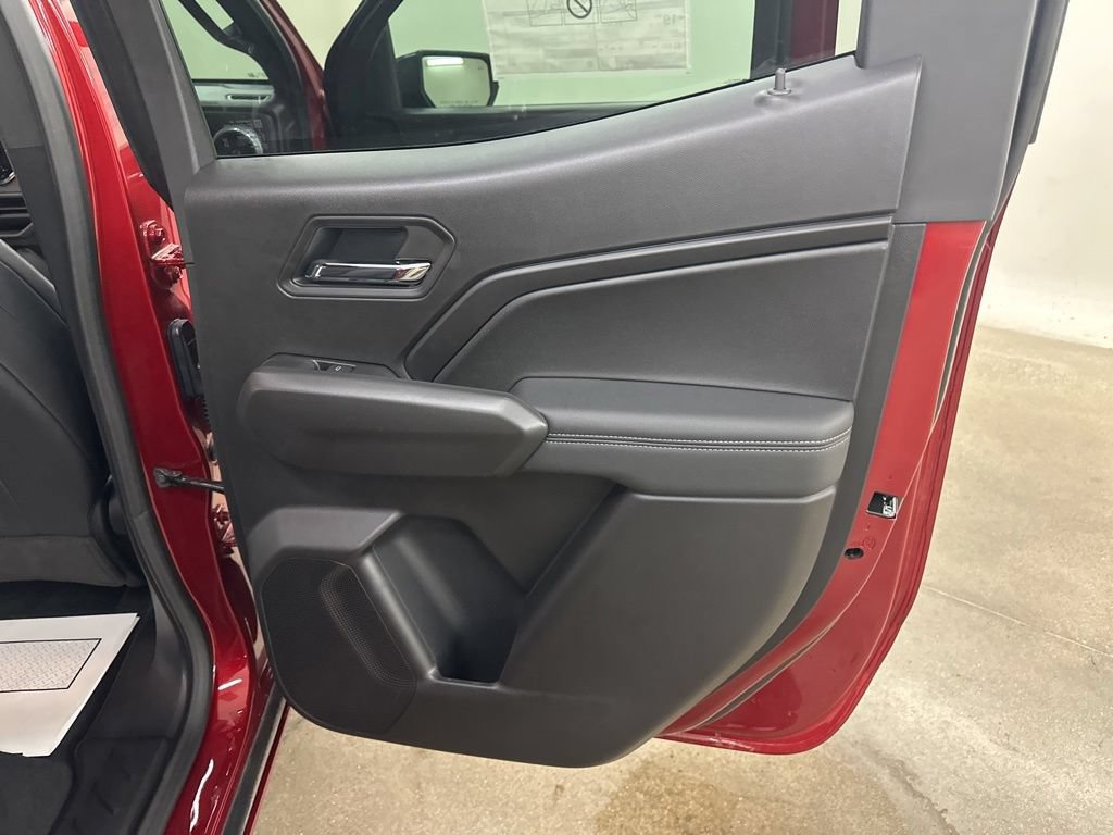 New 2026 Chevrolet Colorado LT w/ LT Convenience Package AWD/4WD image 28