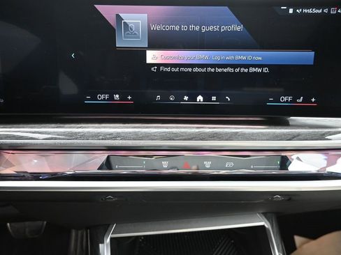 Certified 2023 BMW 760i xDrive image 17