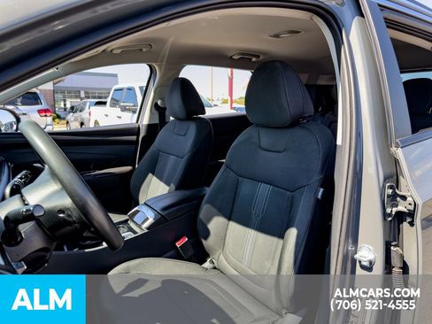 Used 2025 Hyundai Tucson SEL FWD image 8