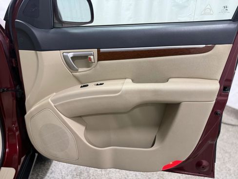 Used 2007 Hyundai Santa Fe SE image 24