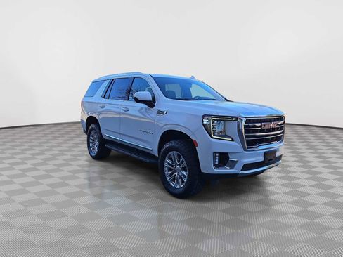 Used 2021 GMC Yukon SLT image 2