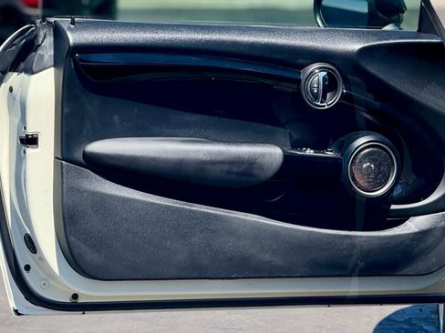 Used 2015 MINI Cooper S image 8
