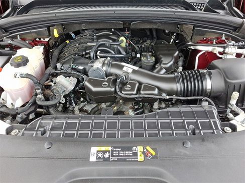 Used 2023 Jeep Grand Cherokee Limited image 28