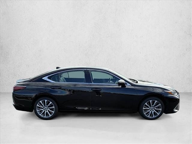 Used 2020 Lexus ES 350 w/ Premium Package FWD image 4