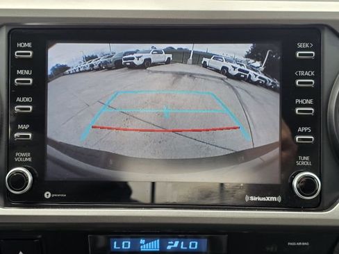 Used 2021 Toyota Tacoma SR5 RWD image 17