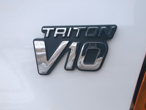 Used 2001 Ford F250 XLT image 10