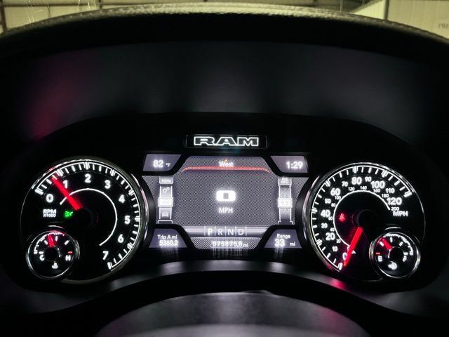 Used 2023 RAM 1500 Laramie AWD/4WD image 18