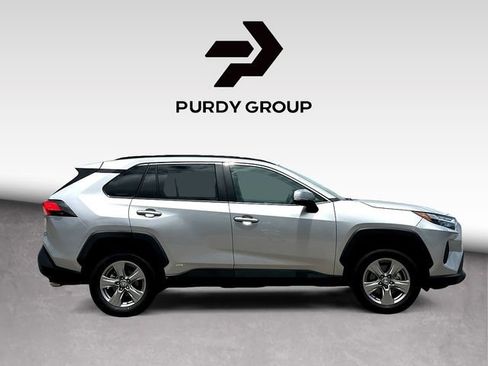 Used 2024 Toyota RAV4 LE AWD/4WD image 9