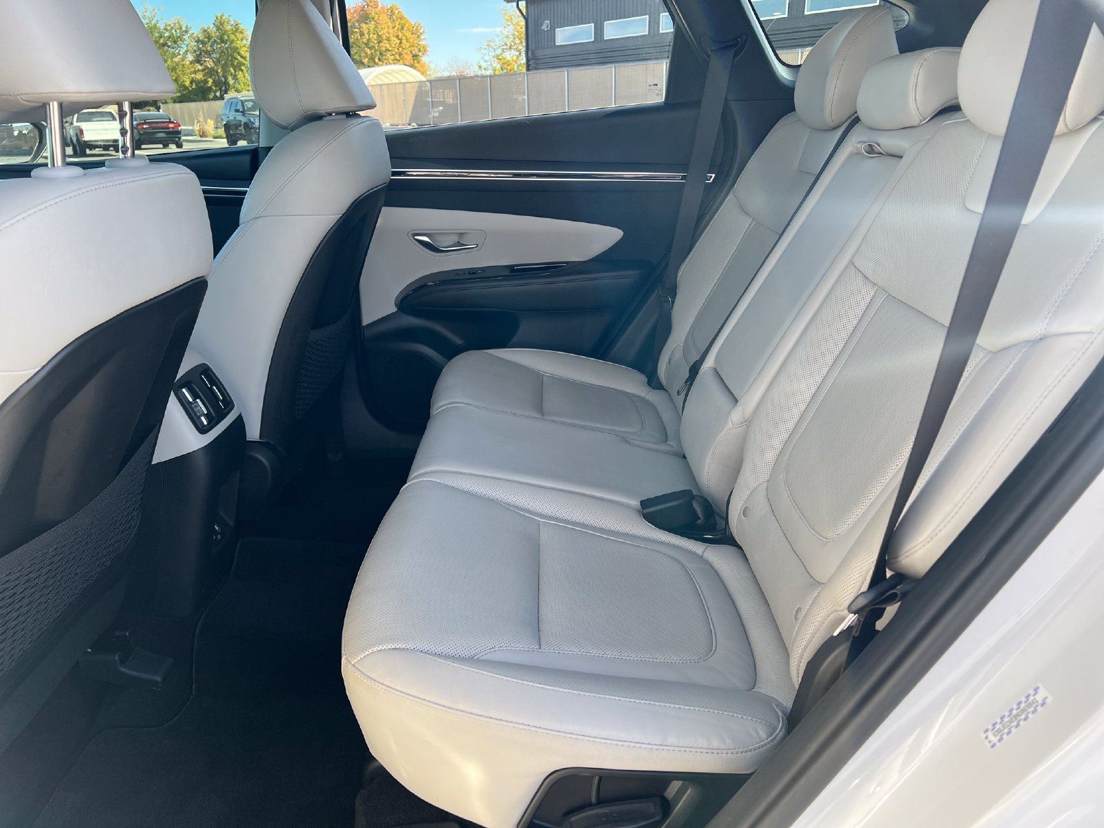 Used 2022 Hyundai Tucson Limited w/ Cargo Package AWD/4WD image 28