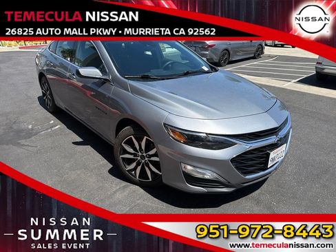 Used 2025 Chevrolet Malibu RS FWD image 1