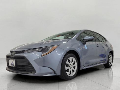 Used 2024 Toyota Corolla LE FWD image 12