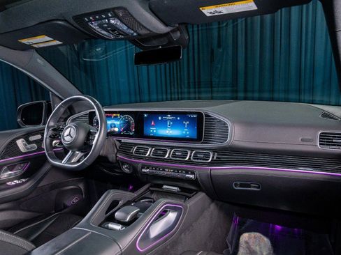 Certified 2024 Mercedes-Benz GLS 580 4MATIC image 4