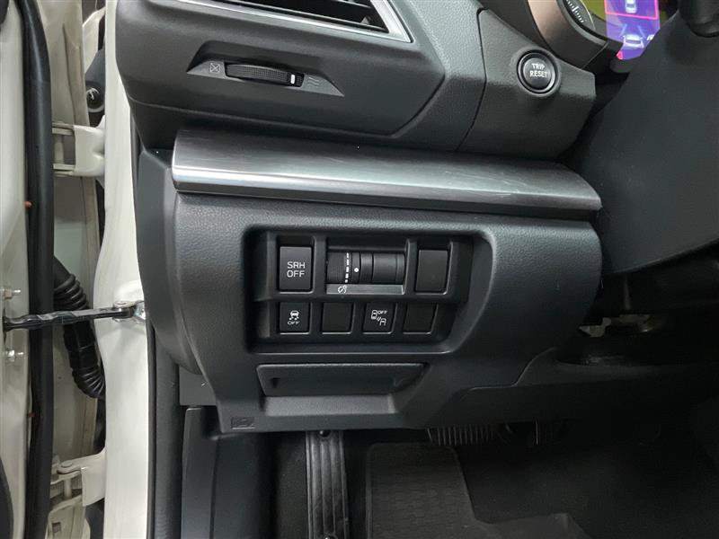 Used 2018 Subaru Crosstrek 2.0i Limited AWD/4WD image 22