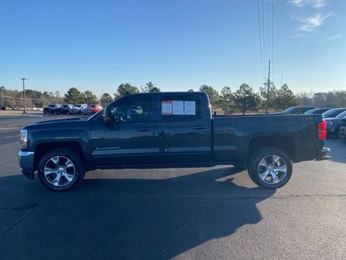 Used 2018 Chevrolet Silverado 1500 LT w/ LT Fleet Convenience Package image 4
