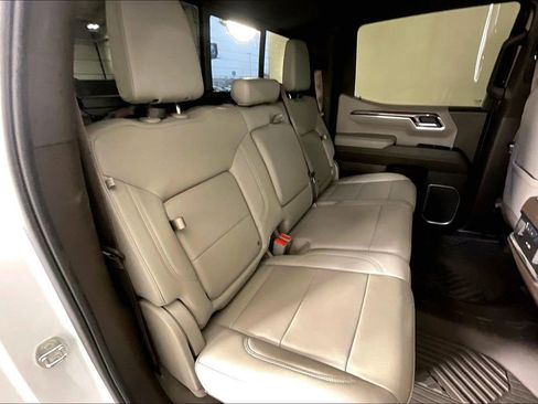Used 2023 Chevrolet Silverado 1500 LTZ w/ LTZ Premium Texas Edition AWD/4WD image 37