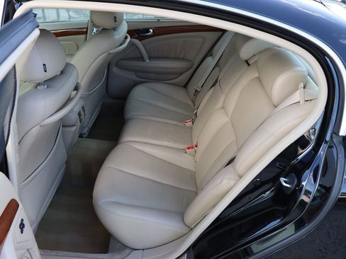 Used 2004 INFINITI Q45 Premium image 43