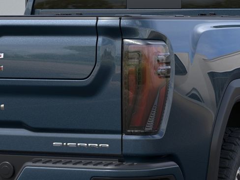 New 2026 GMC Sierra 2500 Denali w/ Denali Reserve Package AWD/4WD image 11