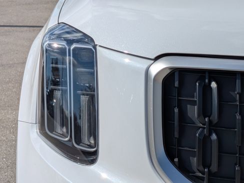 New 2025 Kia Telluride EX image 10