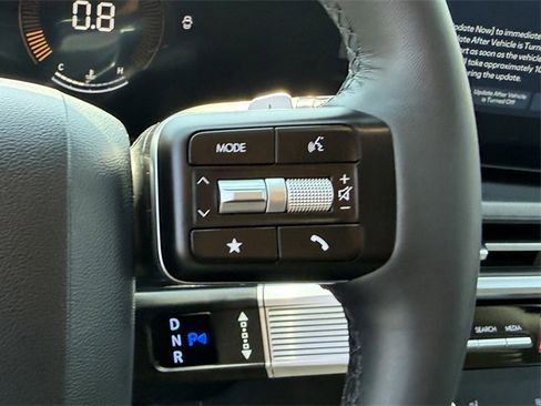 Used 2025 Hyundai Santa Fe SEL image 13