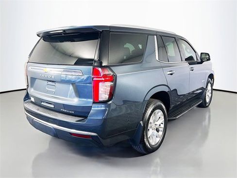 Used 2021 Chevrolet Tahoe Premier w/ Premium Package image 7