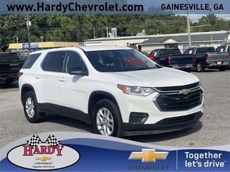 Used 2021 Chevrolet Traverse LS image 1
