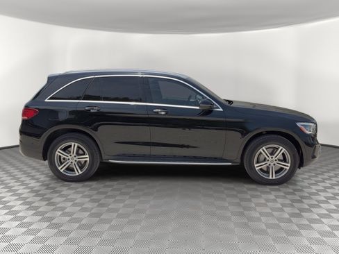 Used 2021 Mercedes-Benz GLC 300 w/ Driver Assistance Package image 8
