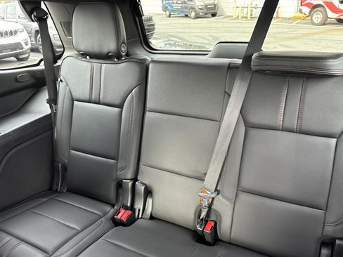 Used 2022 Chevrolet Tahoe RST w/ Luxury Package image 28