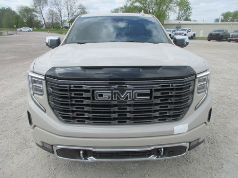 New 2026 GMC Sierra 1500 Denali Ultimate AWD/4WD image 12
