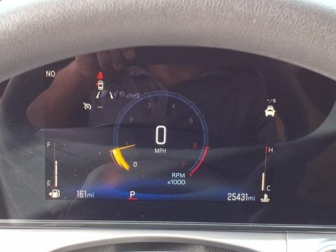 Used 2025 Chevrolet Trax LT FWD image 20