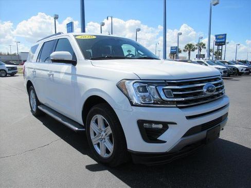 Used 2020 Ford Expedition XLT w/ Equipment Group 202A image 3