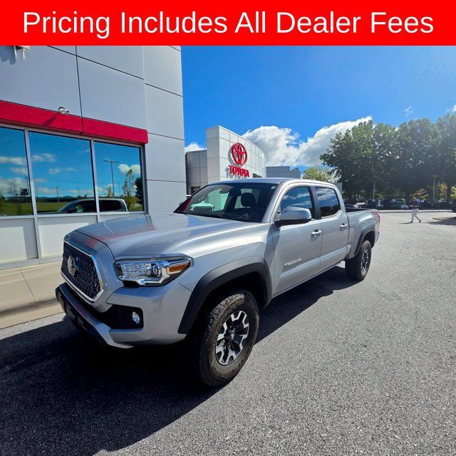 Used 2019 Toyota Tacoma TRD Off-Road AWD/4WD image 15