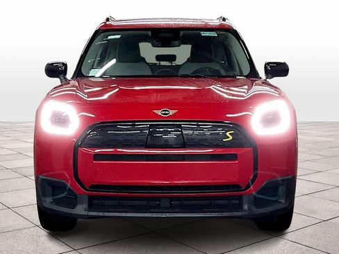 Certified 2025 MINI Cooper Countryman SE image 3