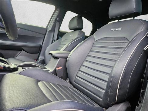 Used 2023 Kia Forte GT-Line w/ GT-Line Premium Package image 10