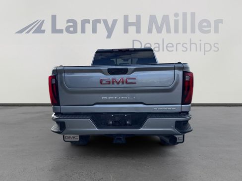 Used 2024 GMC Sierra 3500 Denali w/ Denali Reserve Package image 7