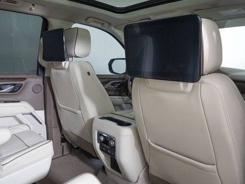 Used 2021 GMC Yukon Denali AWD/4WD image 10