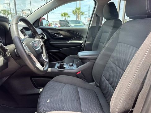 Used 2022 GMC Terrain SLE w/ Driver Convenience Package image 14