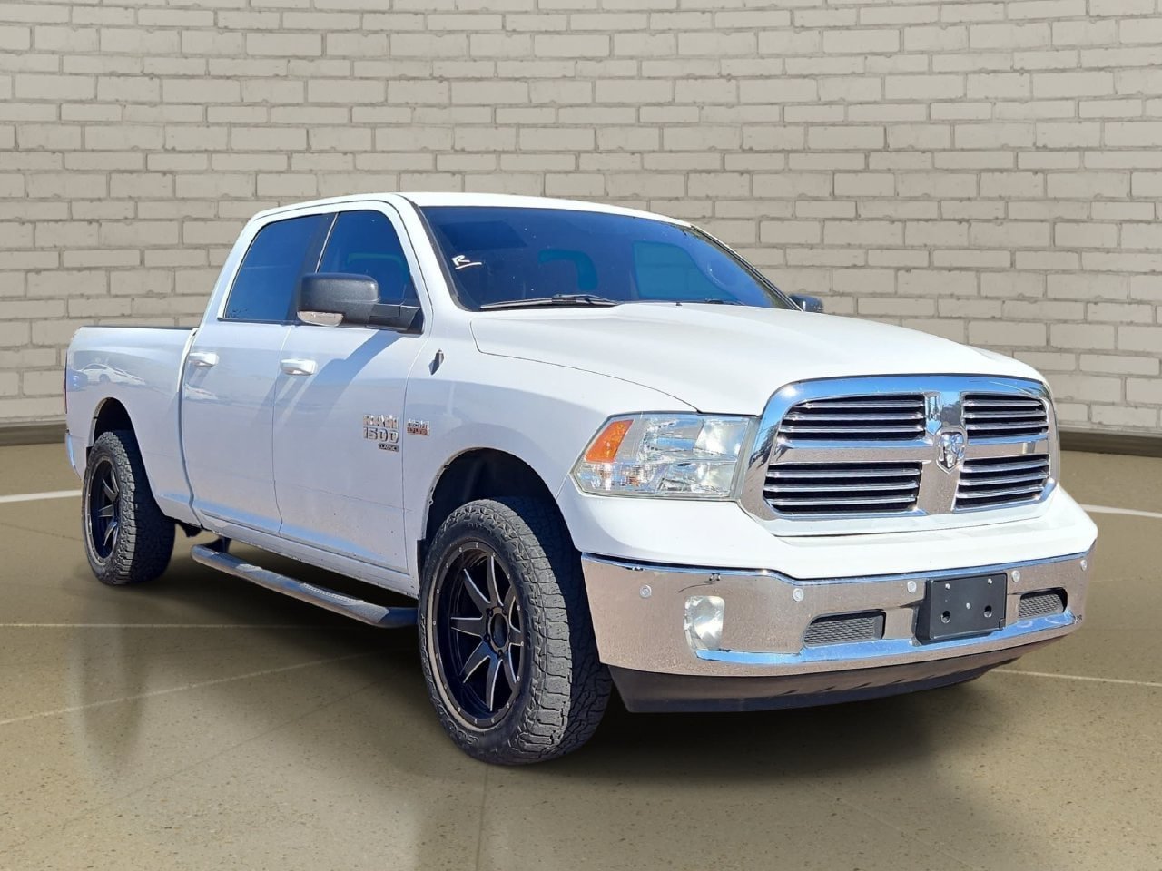 Used 2019 RAM 1500 Big Horn RWD image 3